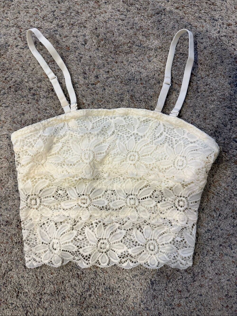 So Pretty Little Layers XS White Lace Crop Top Beach Bach Bride